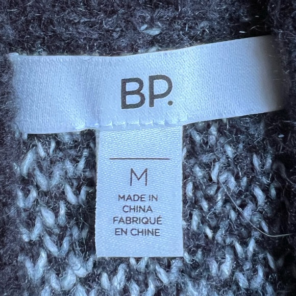 BP black & white checkered plaid patterned knee length long sleeve soft cardigan - Picture 7 of 12